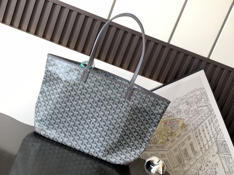 Goyard Shopping Bags